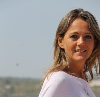 Una agregada cultural "puente" entre dos culturas amigas